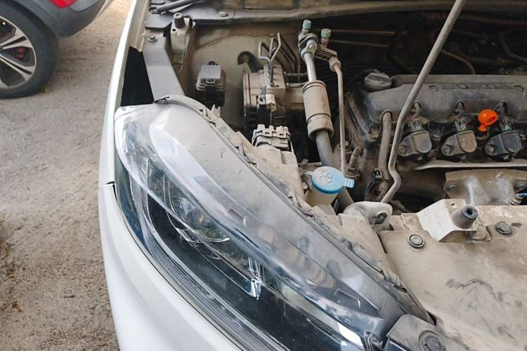 Used Honda XR-V 2015 1.8L EXi CVT Comfort Version Engine Bay Right