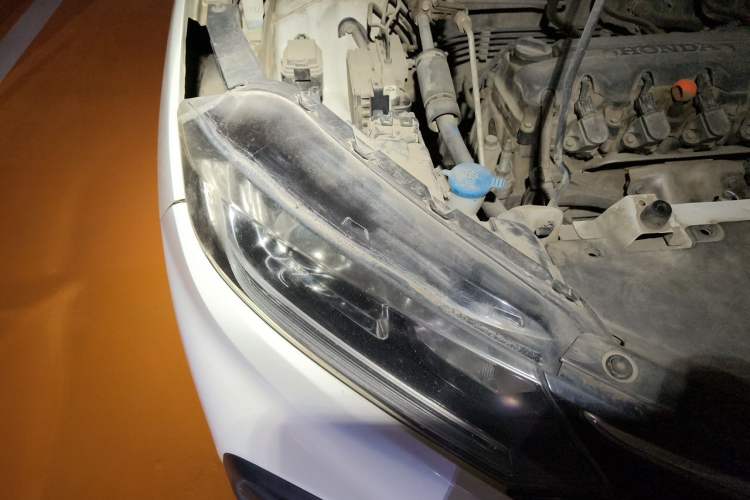 Used Honda XR-V 2015 1.8L EXi CVT Comfort Version Engine Bay Right