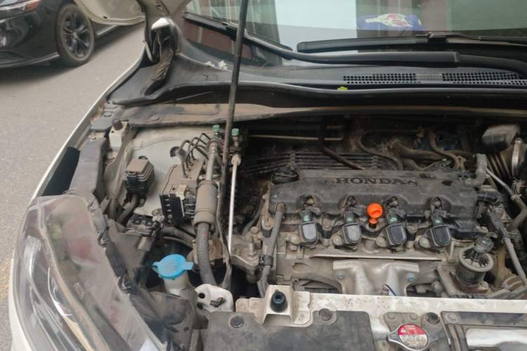 Used Honda XR-V 2015 1.8L EXi Manual Comfort Edition Engine Bay Right