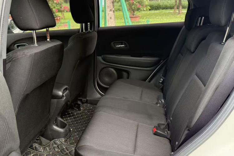 Used Honda XR-V 2015 1.5L LXi Manual Classic Edition Exterior 5