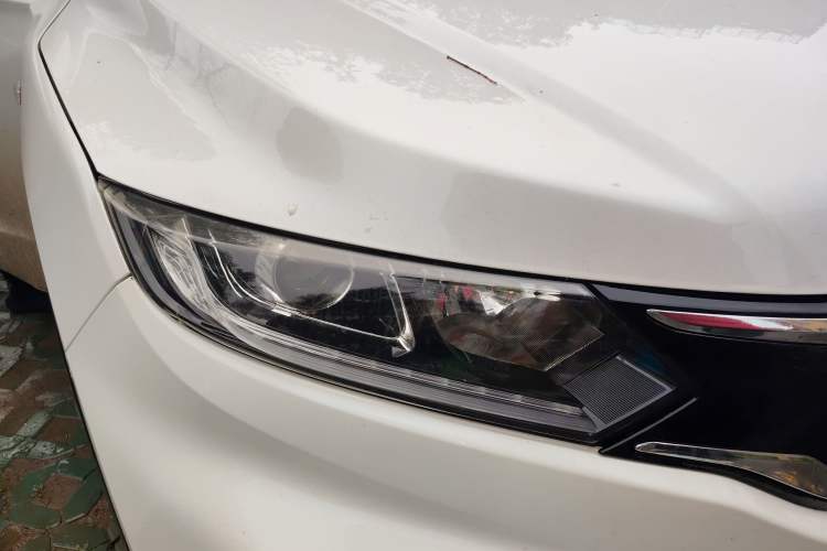 Used Honda XR-V 2015 1.5L LXi CVT Classic Edition Exterior 6