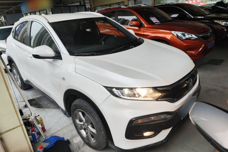 Used Honda XR-V 2015 1.5L LXi Manual Classic Edition Front Right 45 Deg