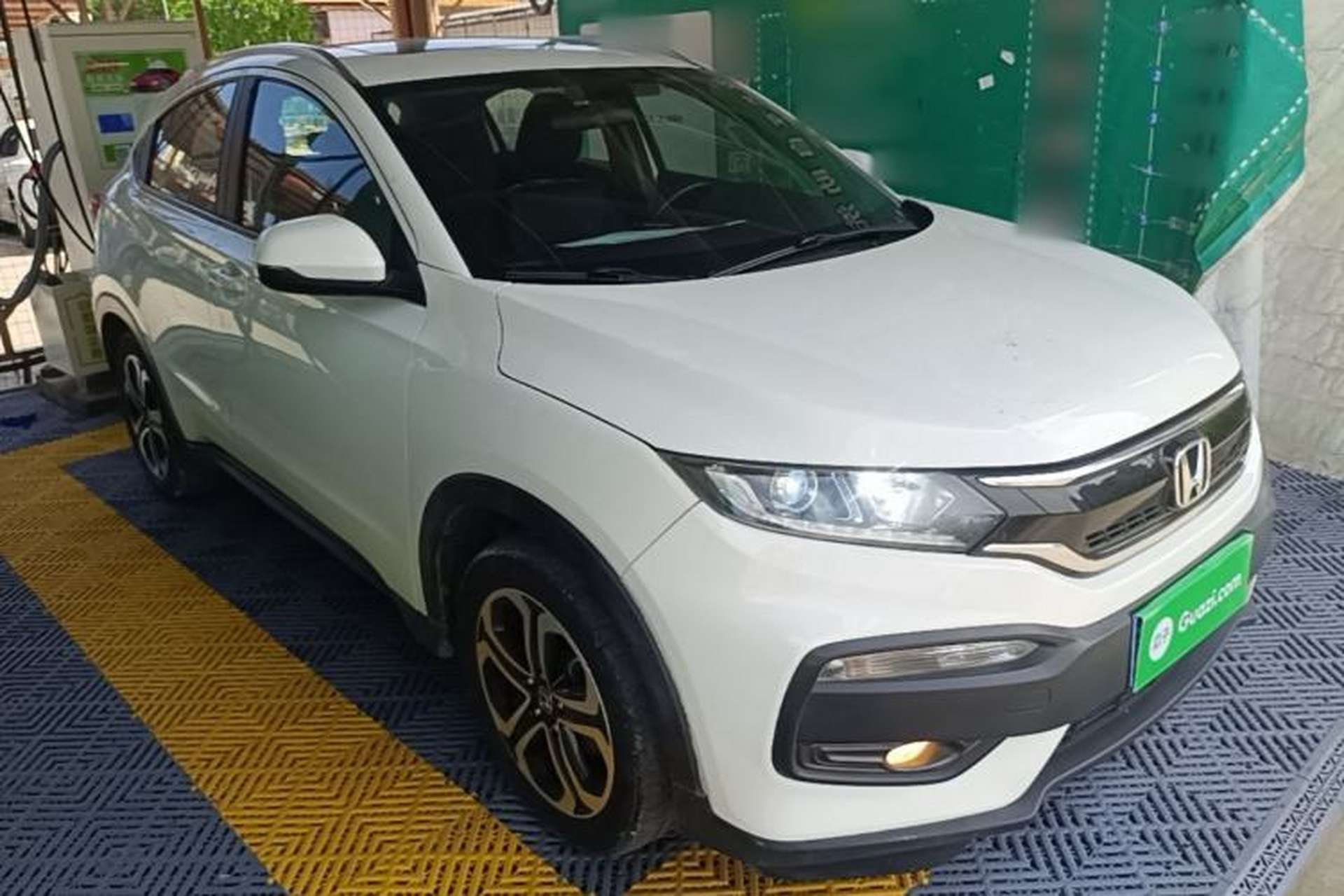 Used Honda XR-V 2015 1.8L VTi CVT Luxury Edition Front Right 45 Deg