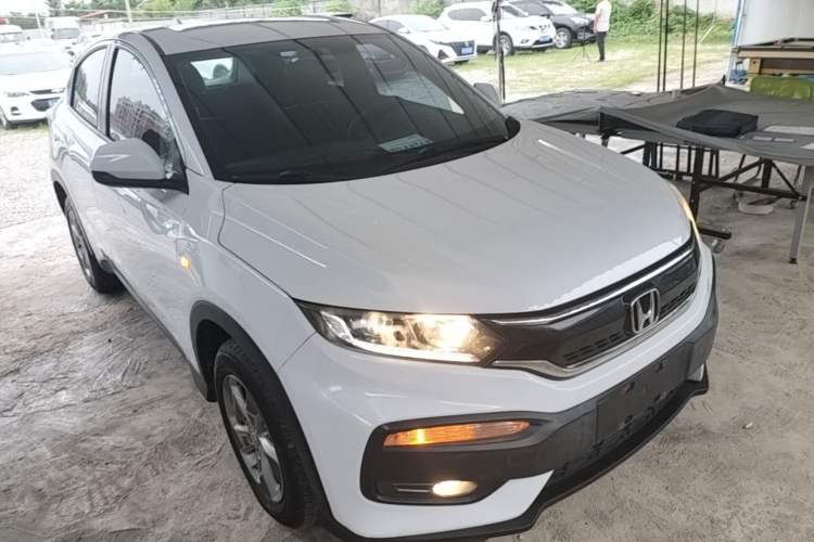 Used Honda XR-V 2015 1.5L LXi CVT Classic Edition Front Right 45 Deg