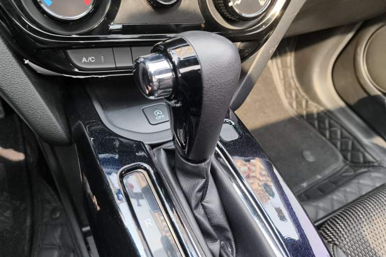 Used Honda XR-V 2015 1.8L EXi CVT Comfort Version Gear Lever