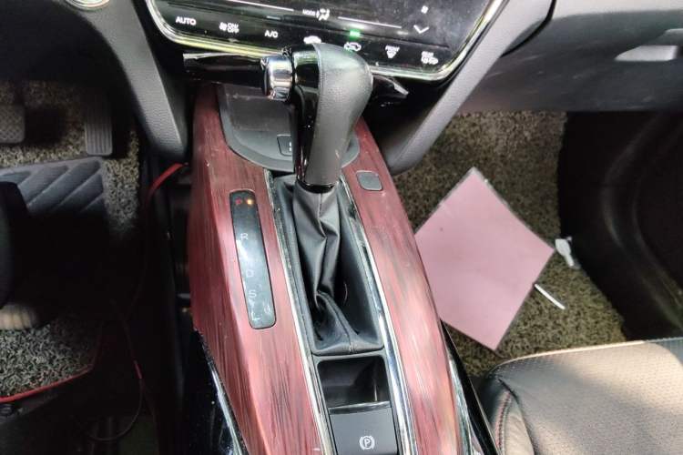 Used Honda XR-V 2015 1.8L VTi CVT Luxury Edition Gear Lever