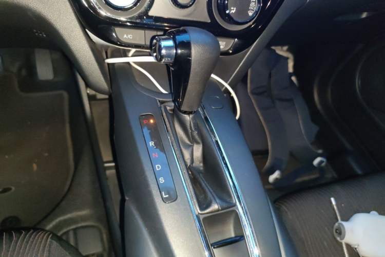 Used Honda XR-V 2015 1.5L LXi CVT Classic Edition Gear Lever