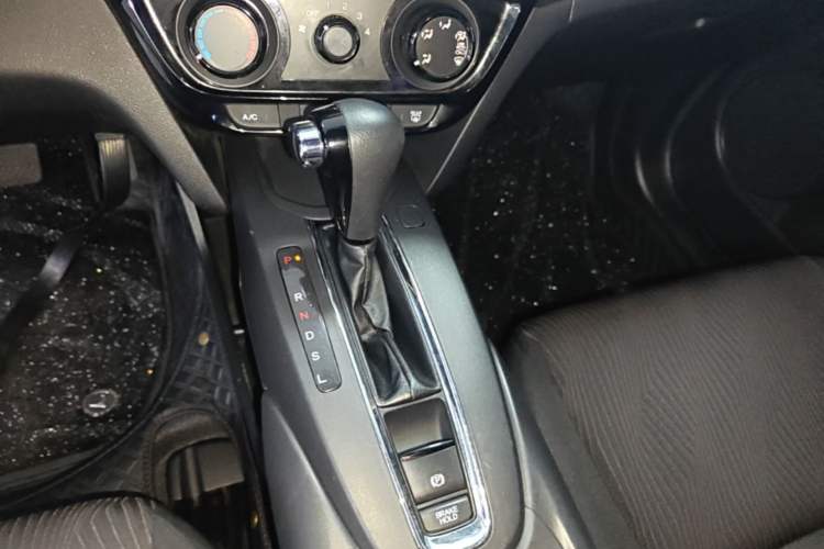 Used Honda XR-V 2015 1.5L LXi CVT Classic Edition Gear Lever