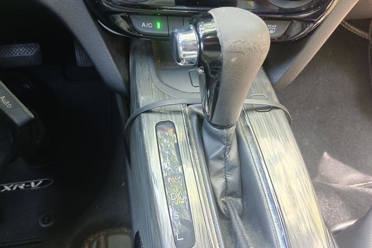 Used Honda XR-V 2015 1.8L EXi CVT Comfort Version Gear Lever
