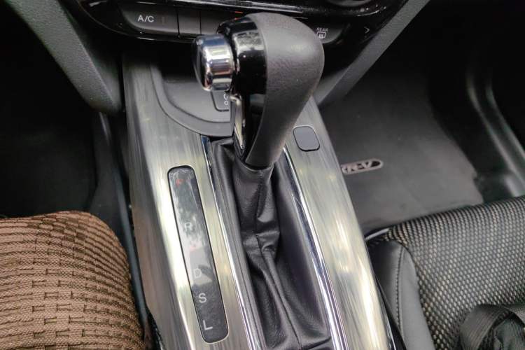 Used Honda XR-V 2015 1.8L EXi CVT Comfort Version Gear Lever