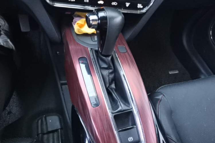 Used Honda XR-V 2015 1.8L VTi CVT Luxury Edition Gear Lever