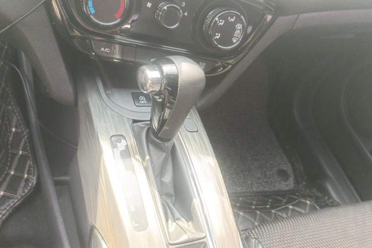 Used Honda XR-V 2015 1.8L EXi CVT Comfort Version Gear Lever