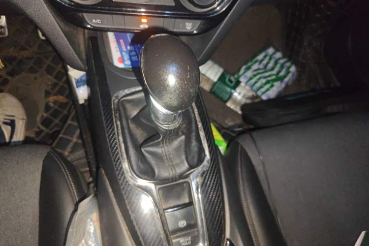Used Honda XR-V 2015 1.5L LXi Manual Classic Edition Gear Lever