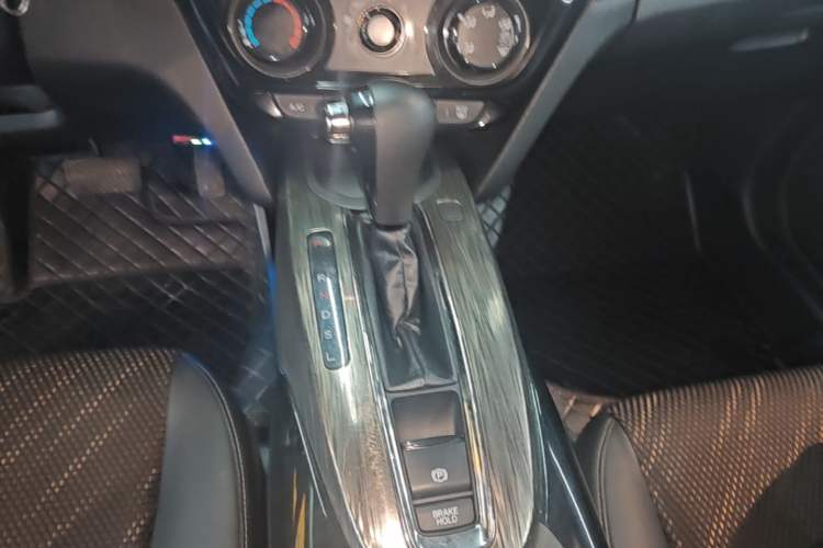 Used Honda XR-V 2015 1.8L EXi CVT Comfort Version Gear Lever
