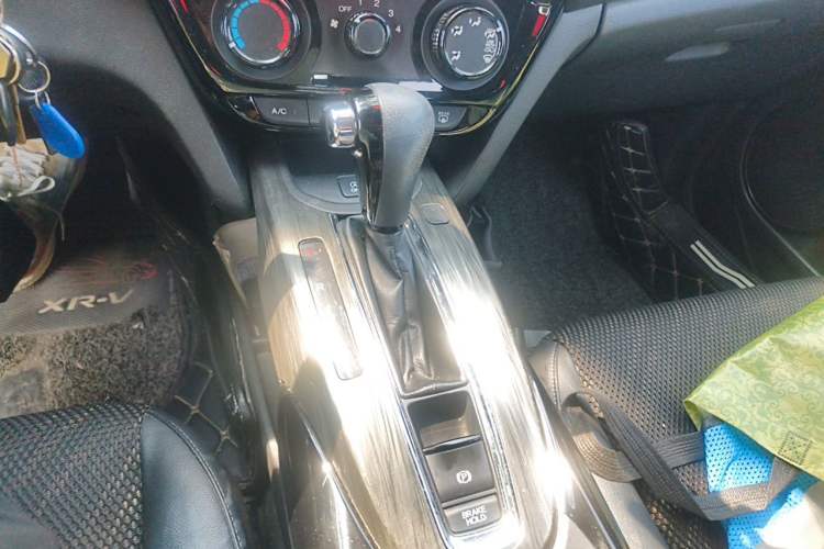 Used Honda XR-V 2015 1.8L EXi CVT Comfort Version Gear Lever