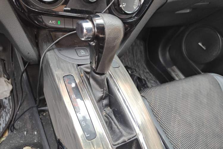 Used Honda XR-V 2015 1.8L EXi CVT Comfort Version Gear Lever