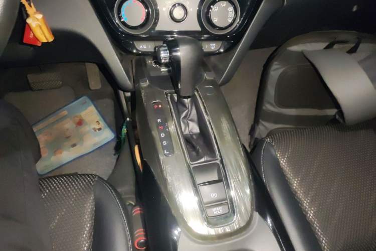 Used Honda XR-V 2015 1.8L EXi CVT Comfort Version Gear Lever
