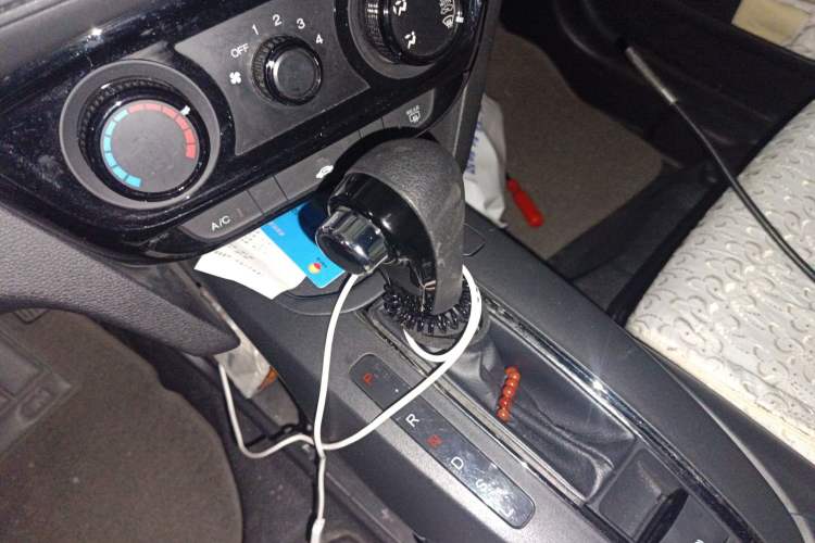 Used Honda XR-V 2015 1.5L LXi CVT Classic Edition Gear Lever