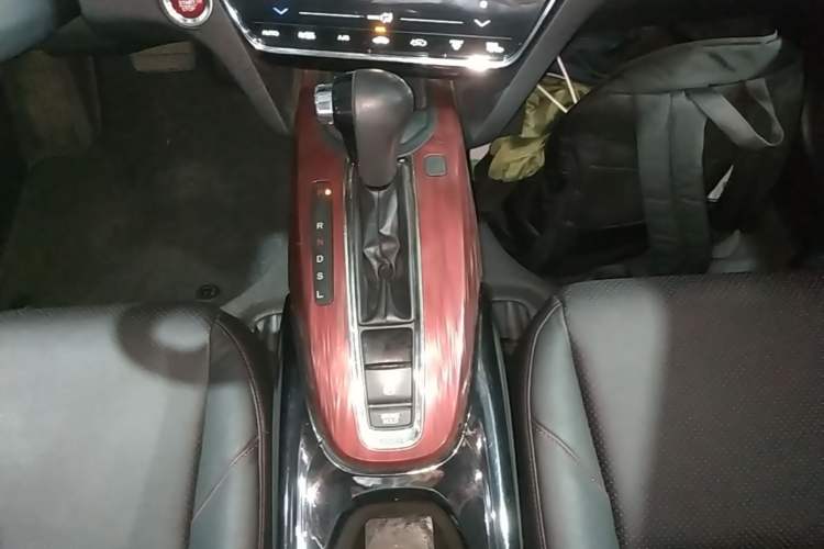 Used Honda XR-V 2015 1.8L VTi CVT Luxury Edition Gear Lever