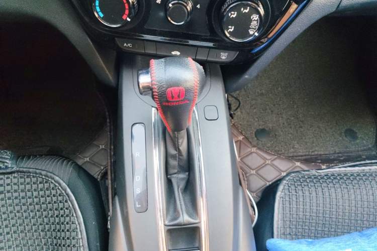 Used Honda XR-V 2015 1.5L LXi CVT Classic Edition Gear Lever