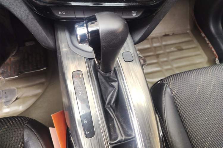 Used Honda XR-V 2015 1.8L EXi CVT Comfort Version Gear Lever