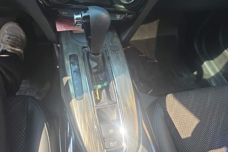 Used Honda XR-V 2015 1.8L EXi CVT Comfort Version Gear Lever