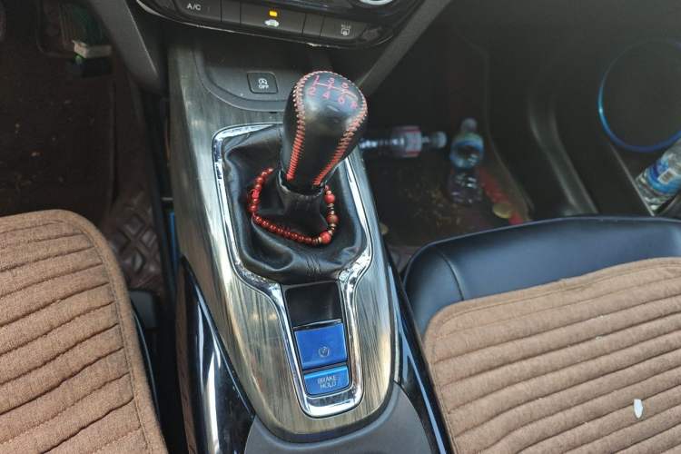 Used Honda XR-V 2015 1.8L EXi Manual Comfort Edition Gear Lever