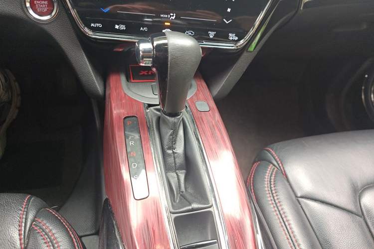 Used Honda XR-V 2015 1.8L VTi CVT Luxury Edition Gear Lever