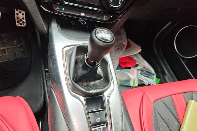 Used Honda XR-V 2015 1.5L LXi Manual Classic Edition Gear Lever