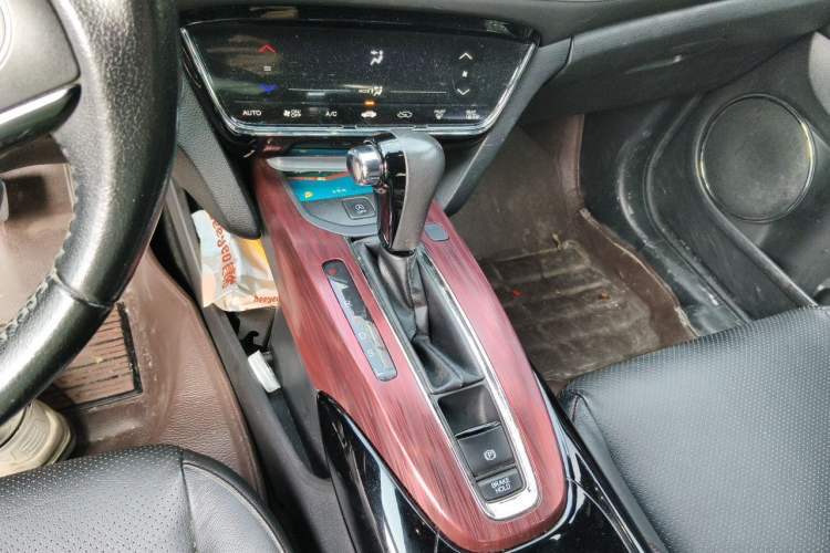 Used Honda XR-V 2015 1.8L VTi CVT Luxury Edition Gear Lever