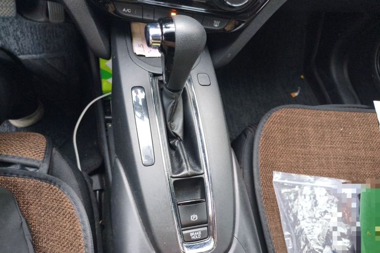 Used Honda XR-V 2015 1.5L LXi CVT Classic Edition Gear Lever