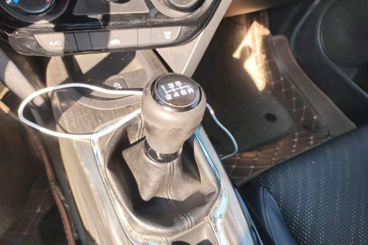 Used Honda XR-V 2015 1.8L EXi Manual Comfort Edition Gear Lever