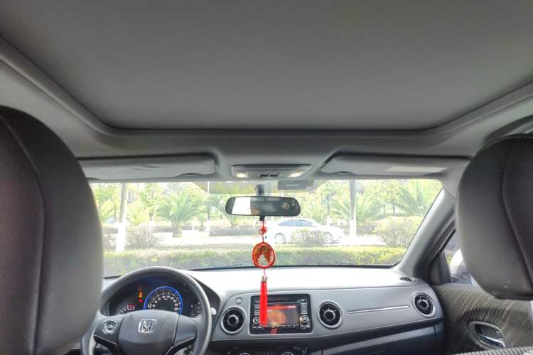 Used Honda XR-V 2015 1.8L EXi CVT Comfort Version Headliner