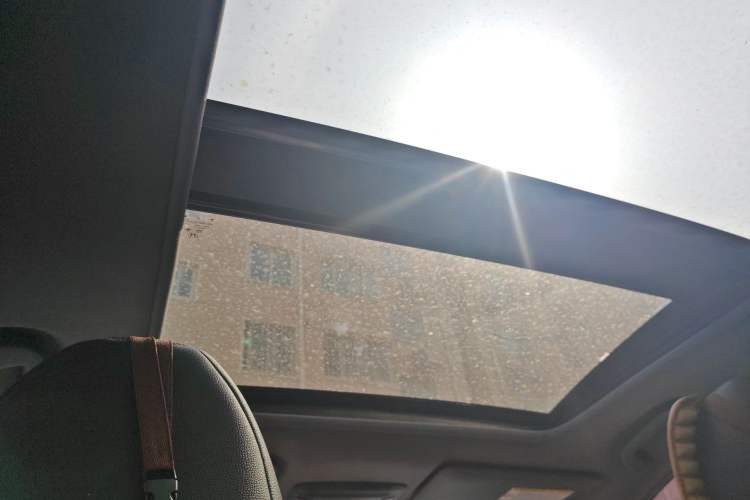 Used Honda XR-V 2015 1.8L VTi CVT Luxury Edition Headliner