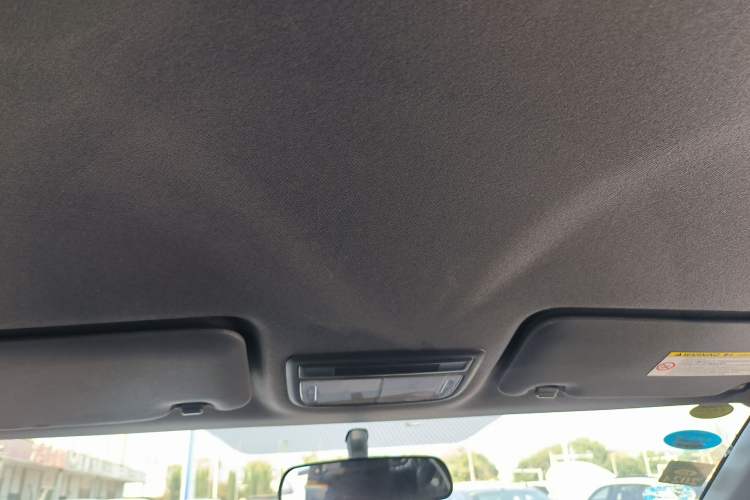 Used Honda XR-V 2015 1.5L LXi CVT Classic Edition Headliner