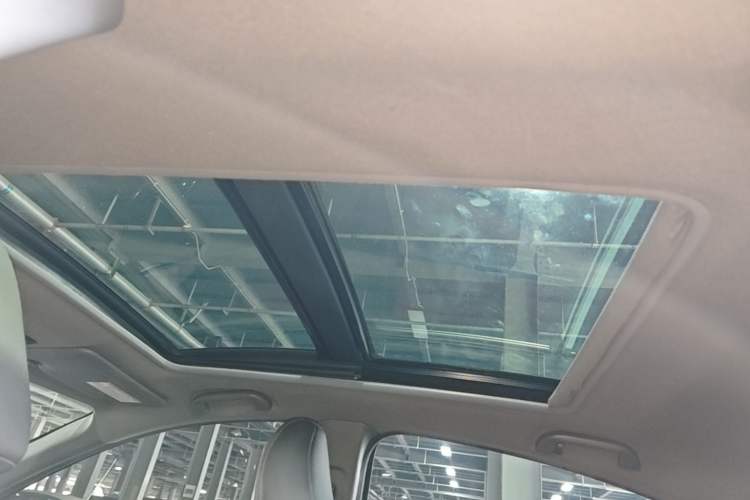 Used Honda XR-V 2015 1.8L VTi CVT Luxury Edition Headliner
