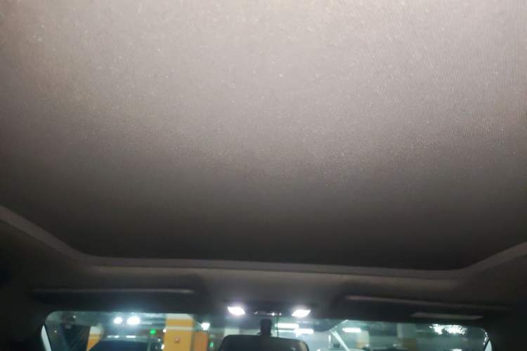 Used Honda XR-V 2015 1.8L EXi CVT Comfort Version Headliner