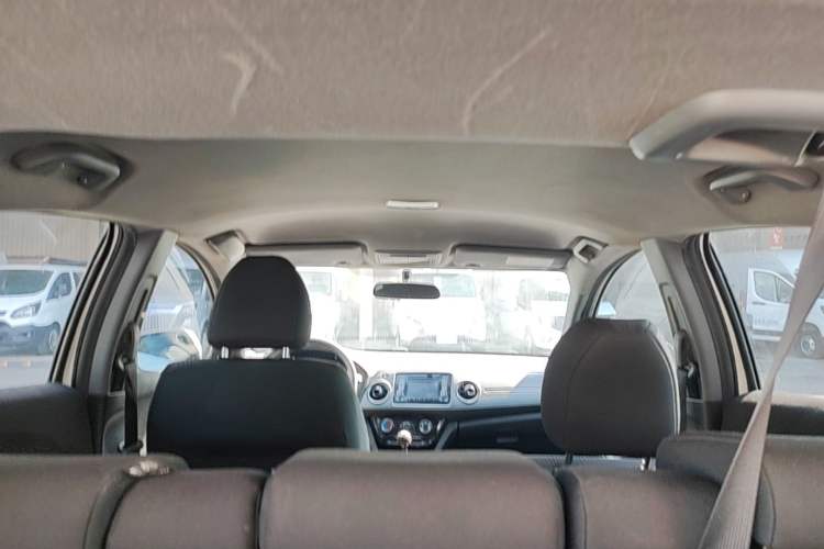 Used Honda XR-V 2015 1.5L LXi Manual Classic Edition Headliner