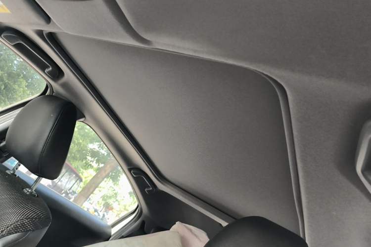 Used Honda XR-V 2015 1.8L EXi CVT Comfort Version Headliner