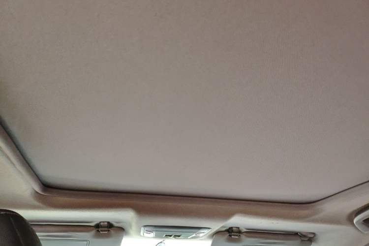 Used Honda XR-V 2015 1.8L EXi CVT Comfort Version Headliner