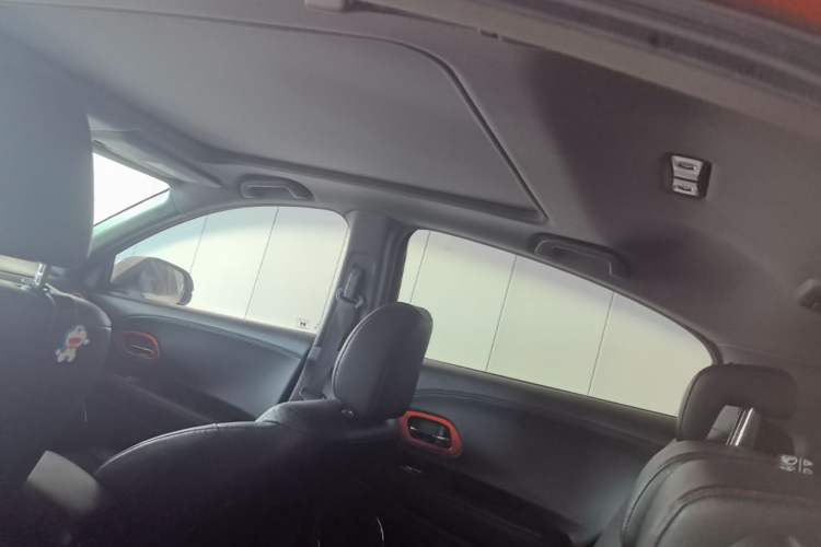 Used Honda XR-V 2015 1.8L VTi CVT Luxury Edition Headliner