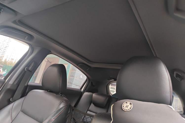 Used Honda XR-V 2015 1.8L VTi CVT Luxury Edition Headliner