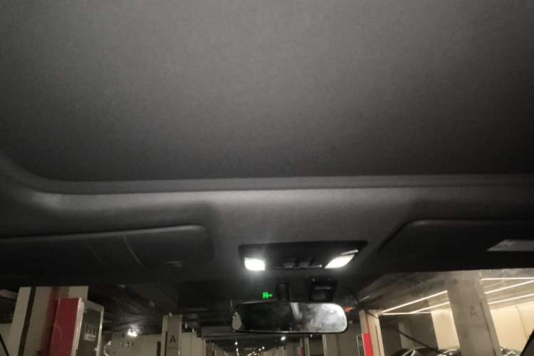 Used Honda XR-V 2015 1.8L VTi CVT Luxury Edition Headliner