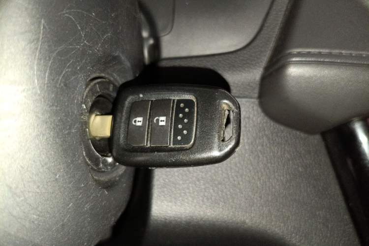 Used Honda XR-V 2015 1.5L LXi CVT Classic Edition Interior 1