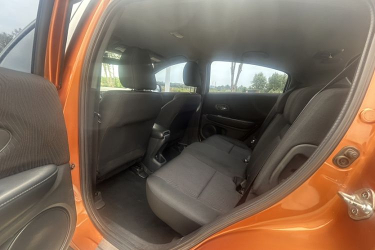 Used Honda XR-V 2015 1.5L LXi CVT Classic Edition Interior 2