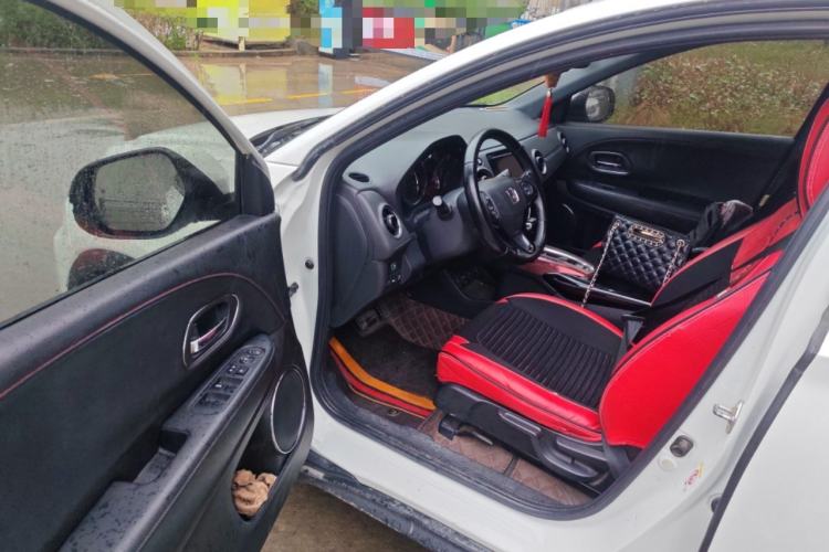 Used Honda XR-V 2015 1.8L VTi CVT Luxury Edition Interior 3