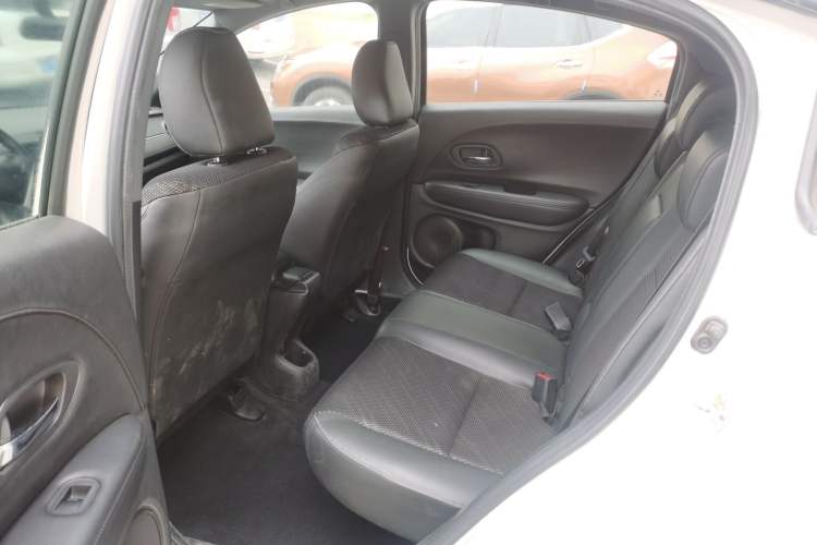 Used Honda XR-V 2015 1.8L EXi CVT Comfort Version Interior 3