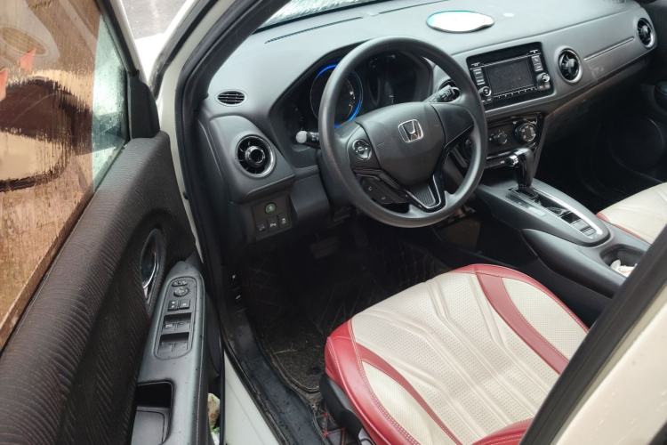 Used Honda XR-V 2015 1.5L LXi CVT Classic Edition Interior 3