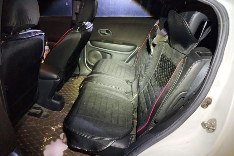 Used Honda XR-V 2015 1.5L LXi CVT Classic Edition Interior 4