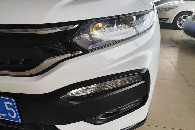 Used Honda XR-V 2015 1.8L EXi CVT Comfort Version Left Front Headlight